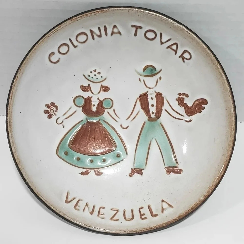 Gotek Colonia Tovar Venezuela Pottery Mini  Bowl.